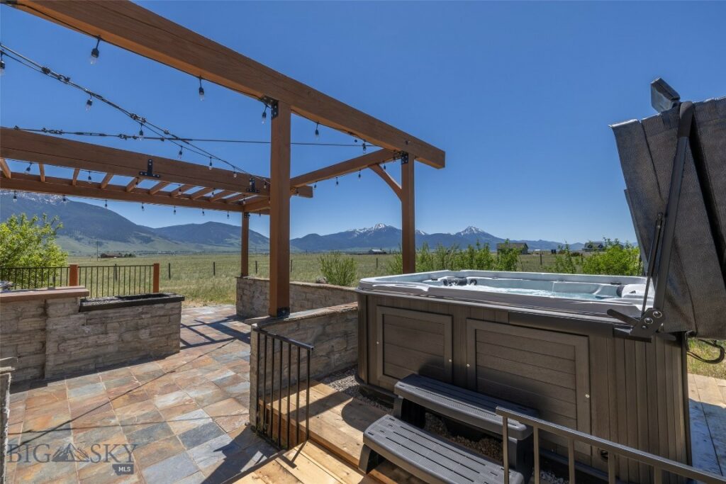 138 Inverness, Livingston MT 59047