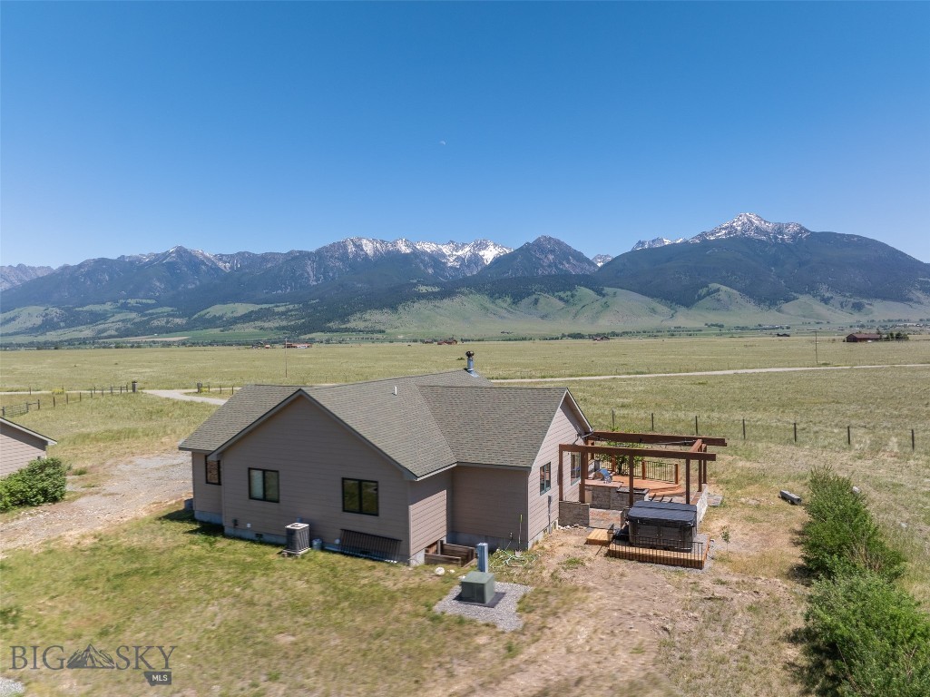 138 Inverness, Livingston MT 59047