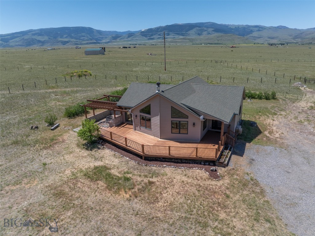 138 Inverness, Livingston MT 59047