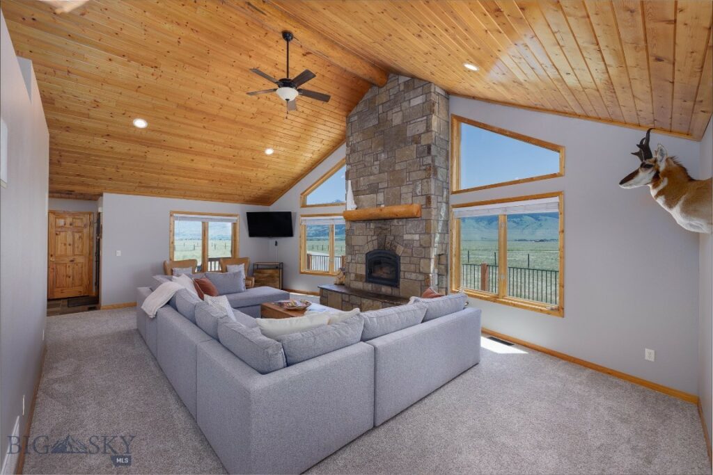 138 Inverness, Livingston MT 59047