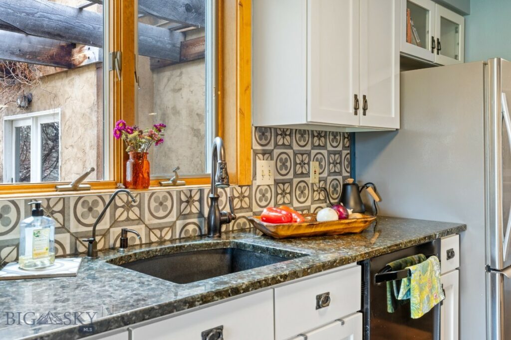 138 Starling Drive, Bozeman MT 59718