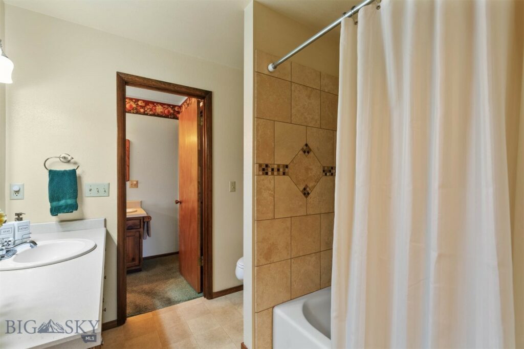 1385 Baldy Mountain Lane, Belgrade MT 59714