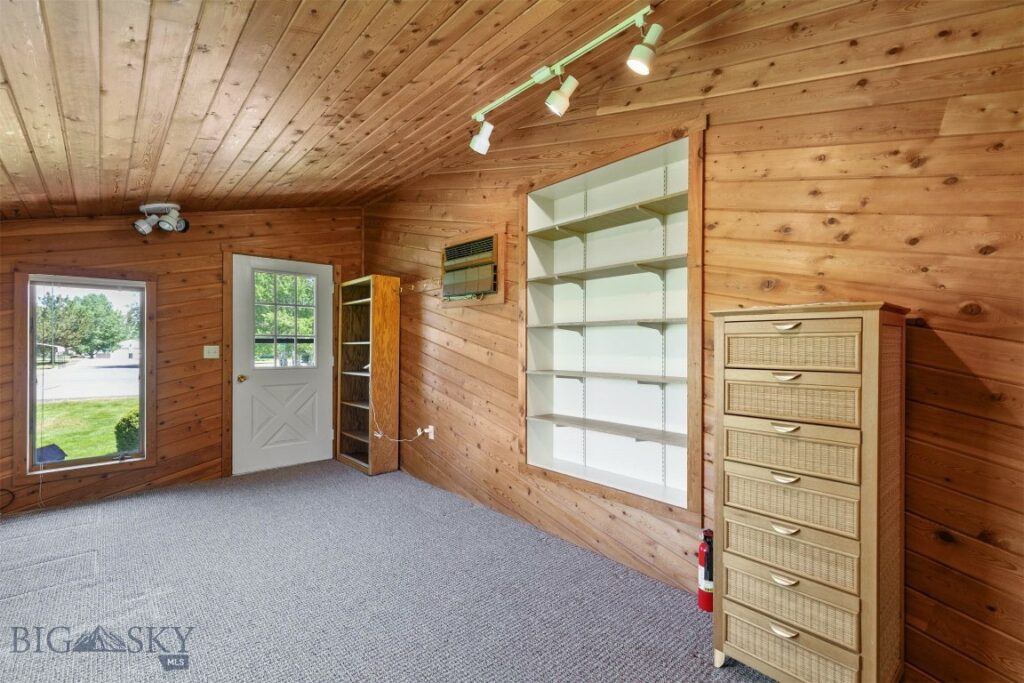 1385 Baldy Mountain Lane, Belgrade MT 59714