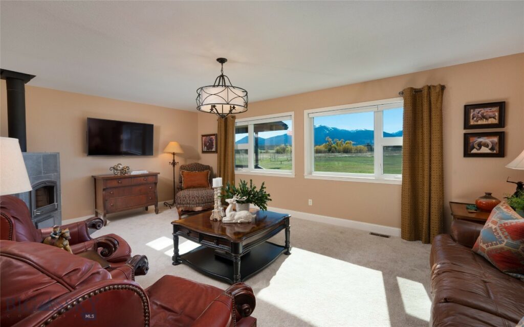 14 Little Bunny Lane, Livingston MT 59047