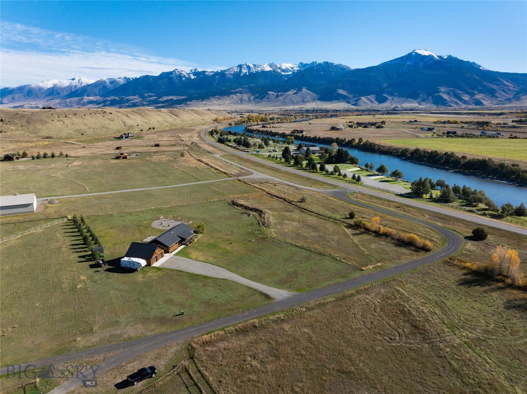 14 Little Bunny Lane, Livingston MT 59047
