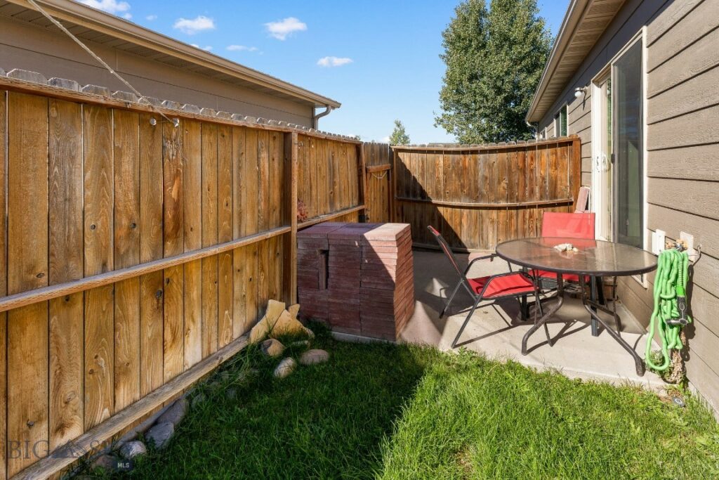 14 Bow Perch Lane, Bozeman MT 59718