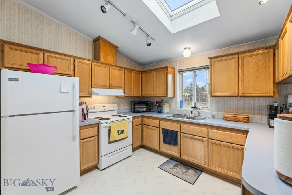 14 S Hunters Way, Bozeman MT 59718