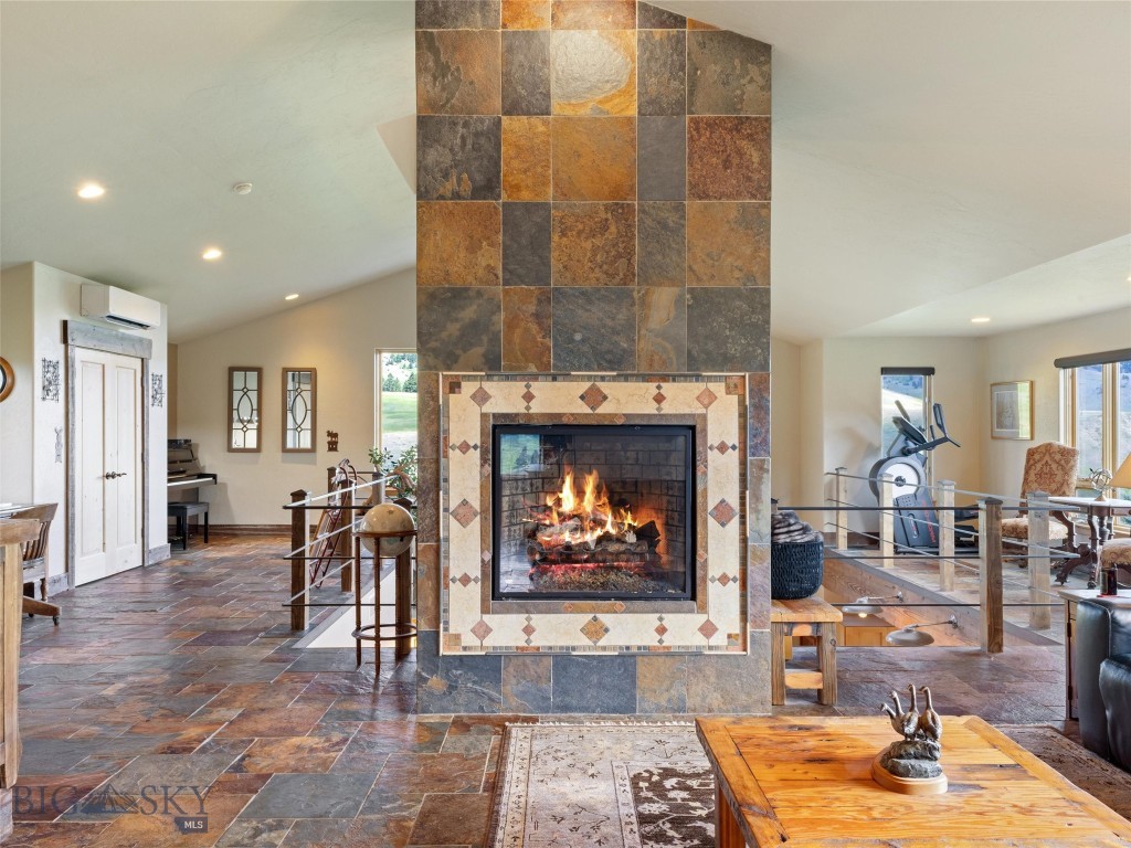 14 Sunflower Lane, Livingston MT 59047