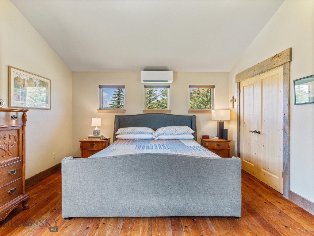 14 Sunflower Lane, Livingston MT 59047