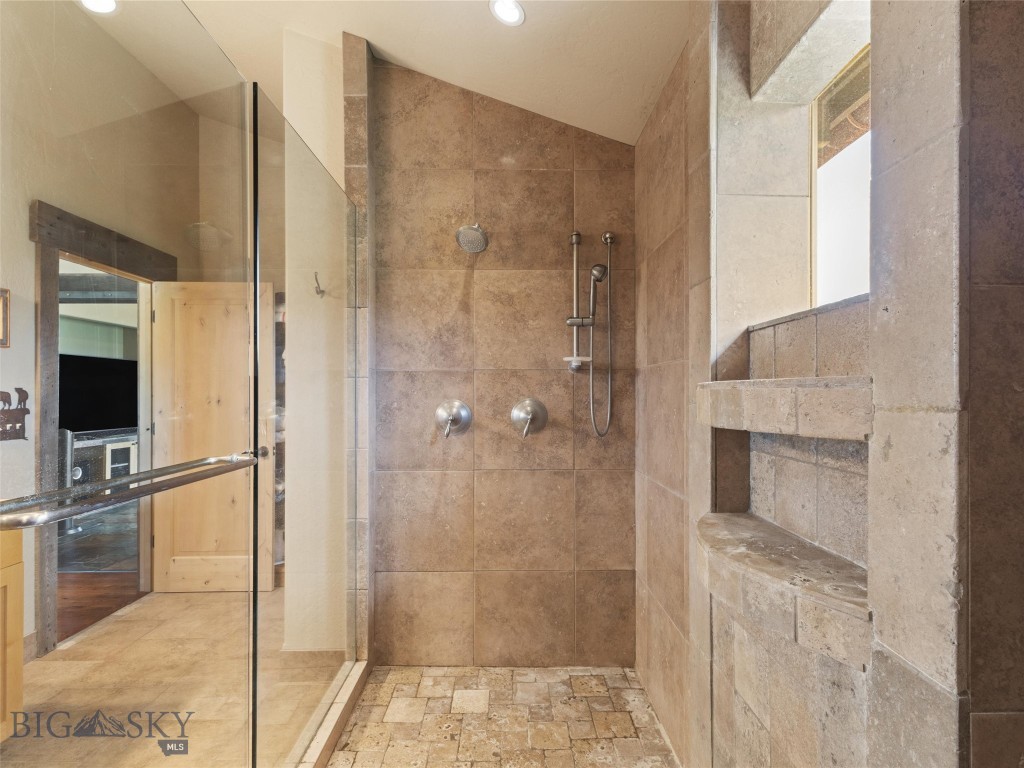 14 Sunflower Lane, Livingston MT 59047