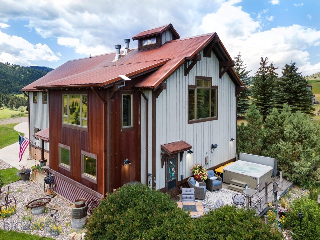 14 Sunflower Lane, Livingston MT 59047