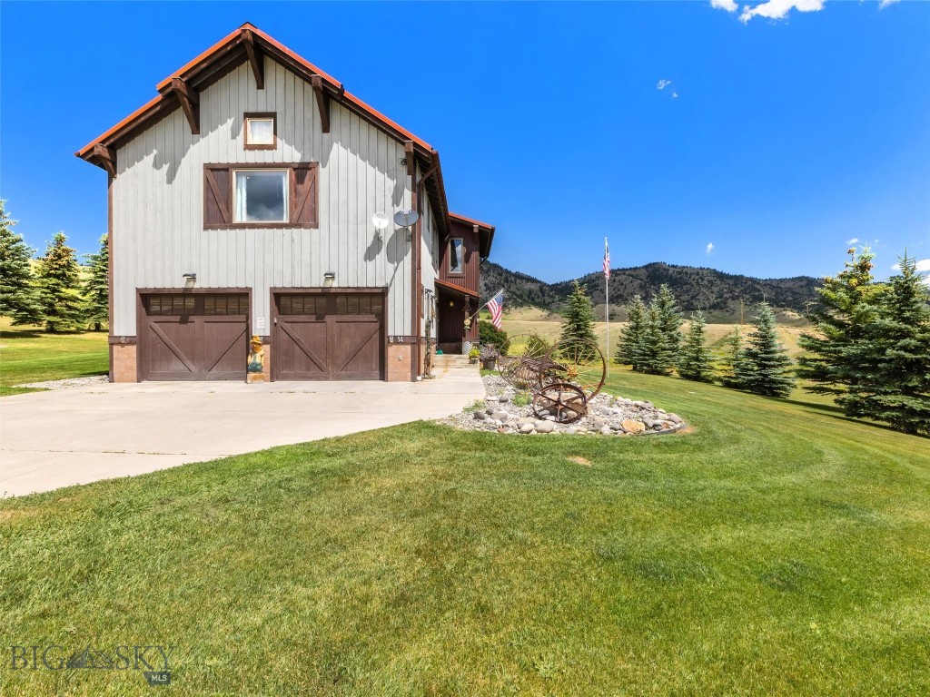 14 Sunflower Lane, Livingston MT 59047