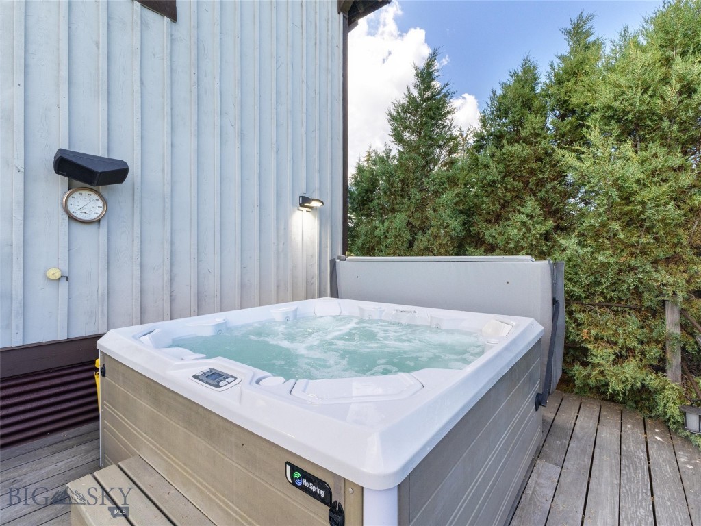 14 Sunflower Lane, Livingston MT 59047