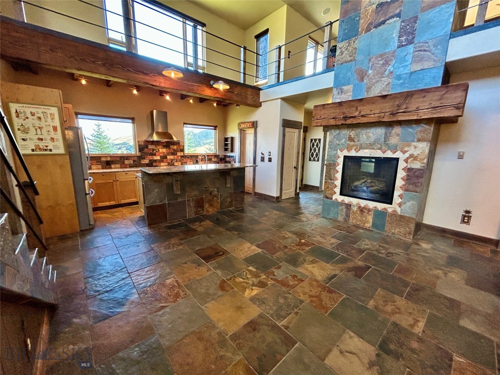 14 Sunflower Lane, Livingston MT 59047