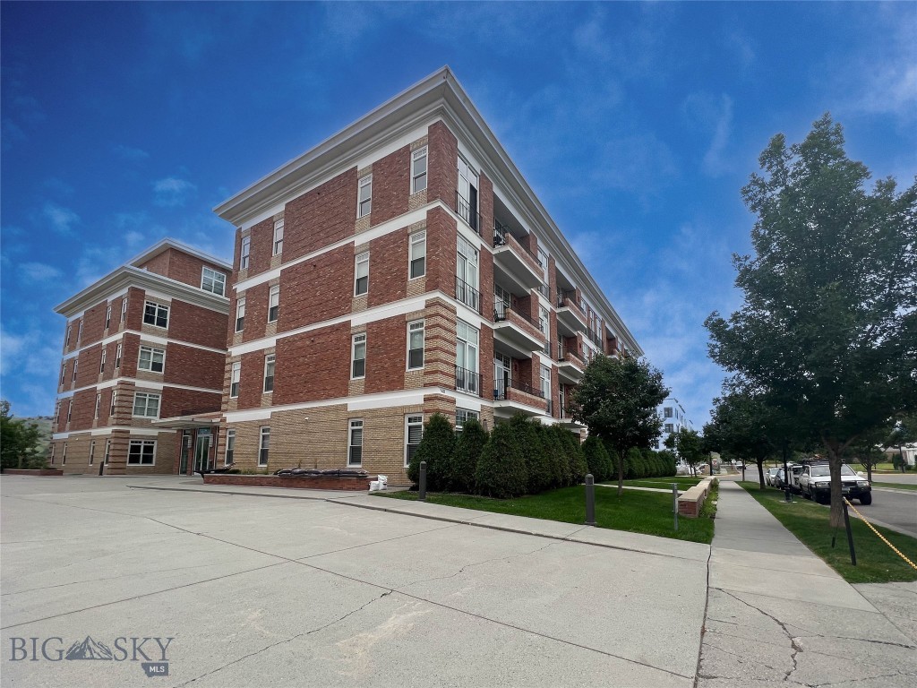 140 Village Crossing Way, Bozeman MT 59715