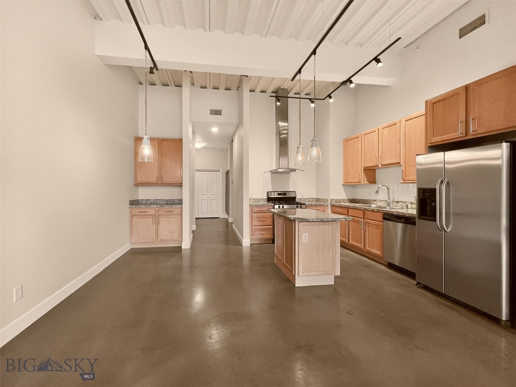 140 Village Crossing Way, Bozeman MT 59715