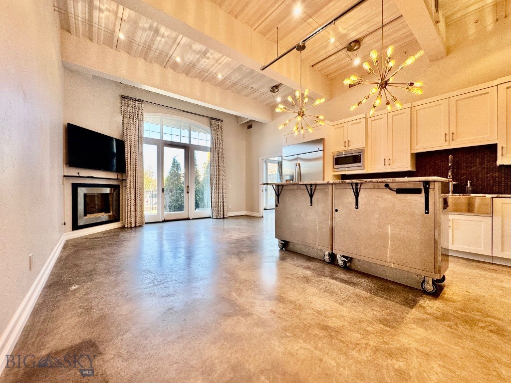 140 Village Crossing, Bozeman MT 59715