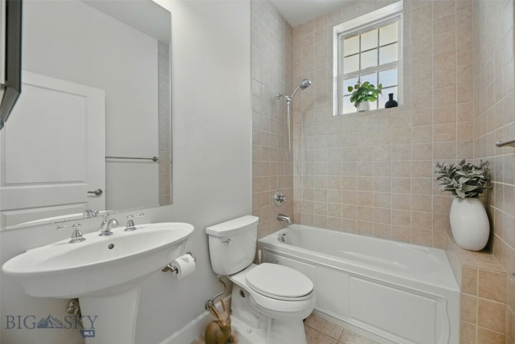 140 Village Crossing, Bozeman MT 59715