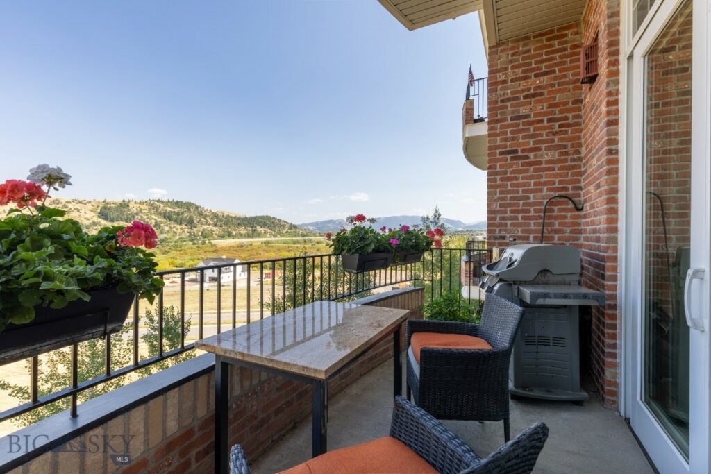 140 Village Crossing Way, Bozeman MT 59715