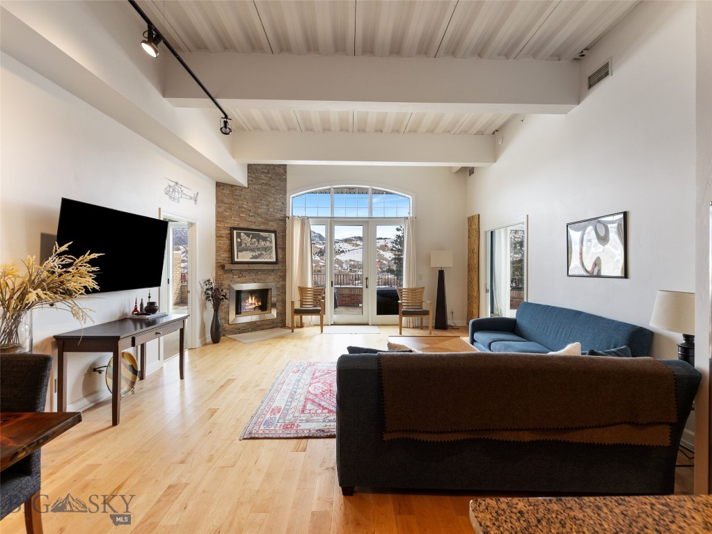 140 Village Crossing Way, Bozeman MT 59715