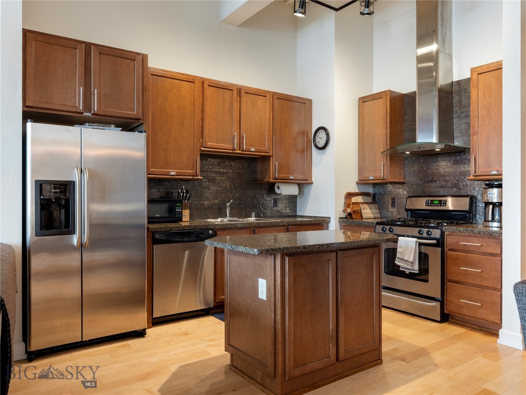 140 Village Crossing Way, Bozeman MT 59715