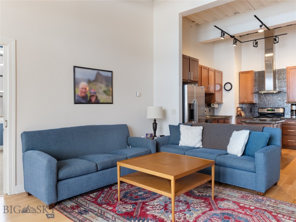 140 Village Crossing Way, Bozeman MT 59715