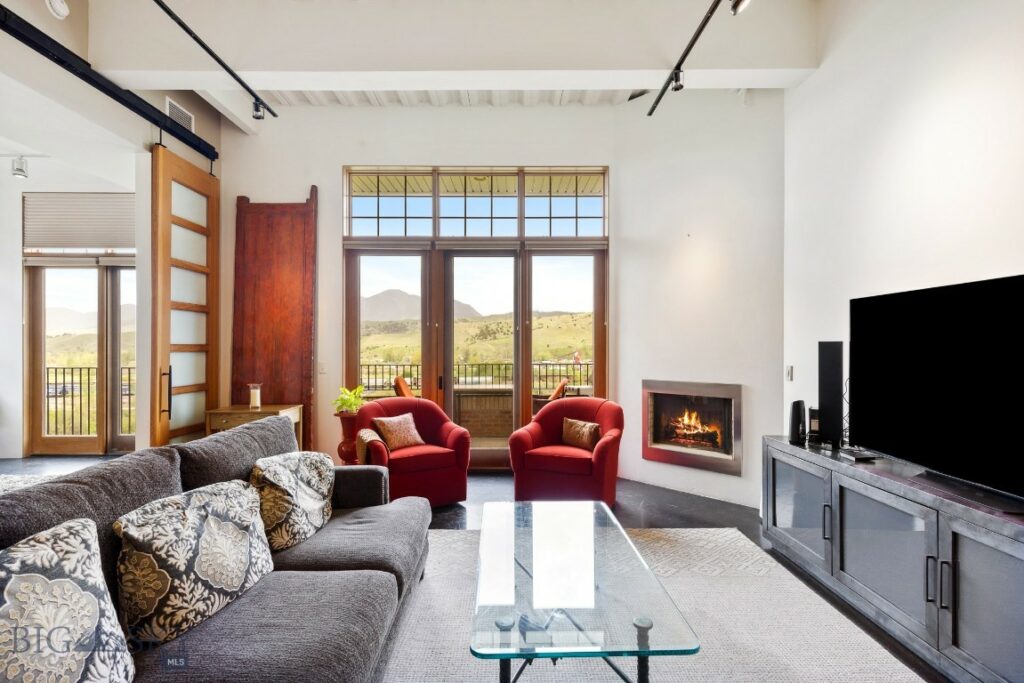 140 Village Crossing Way, Bozeman MT 59715
