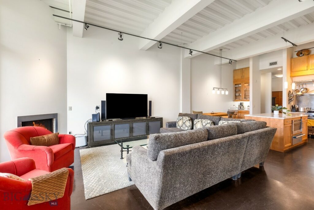 140 Village Crossing Way, Bozeman MT 59715