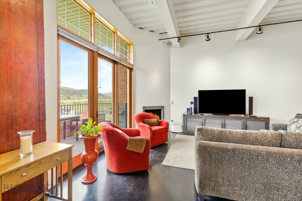 140 Village Crossing Way, Bozeman MT 59715