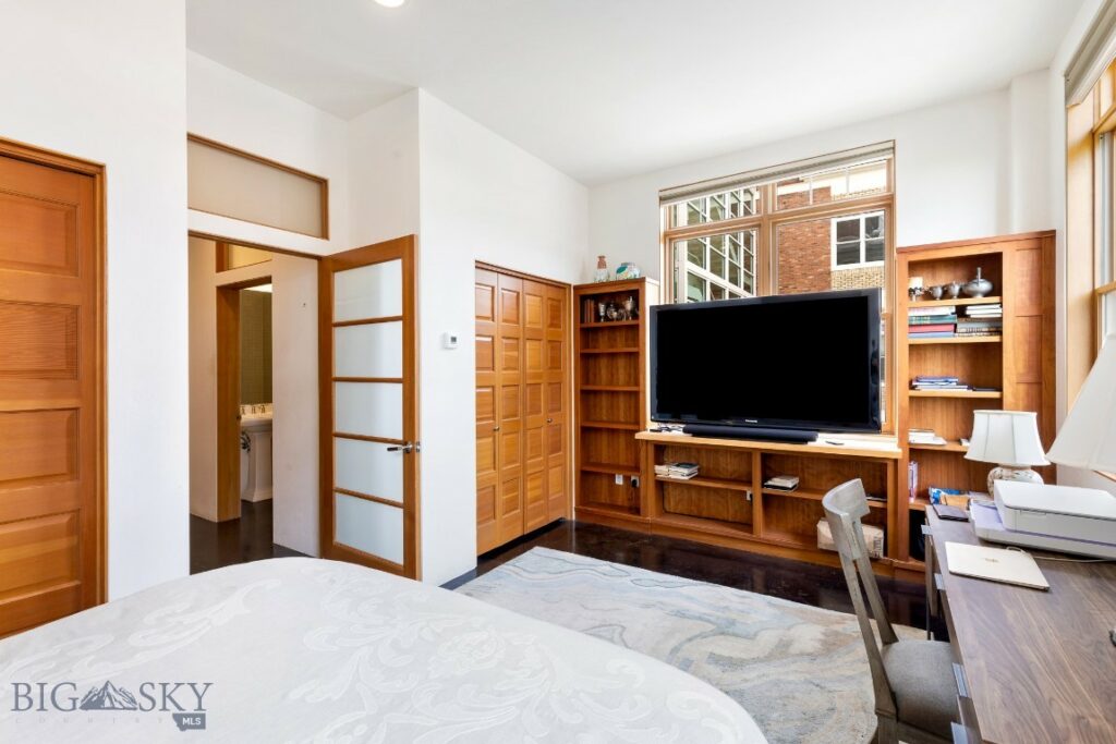 140 Village Crossing Way, Bozeman MT 59715