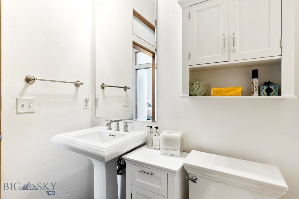 140 Village Crossing Way, Bozeman MT 59715