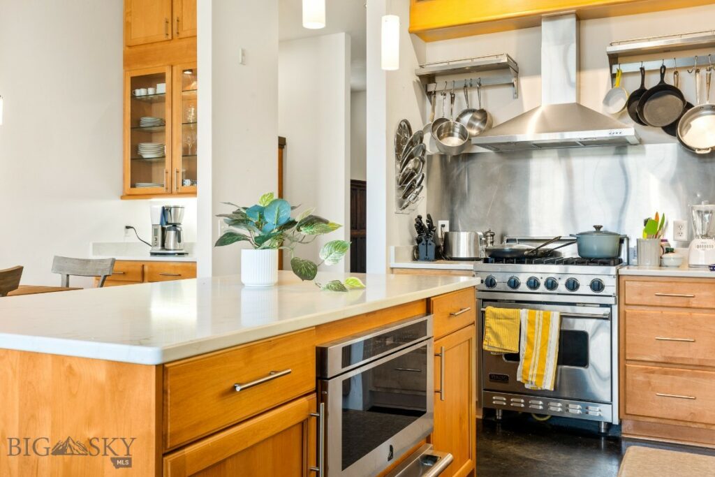 140 Village Crossing Way, Bozeman MT 59715