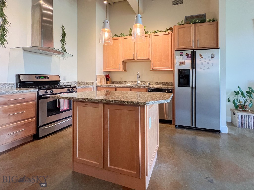 140 Village Crossing Way, Bozeman MT 59715