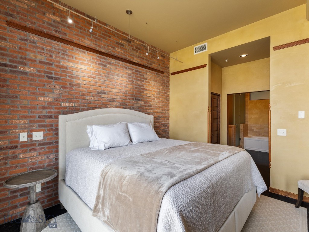 140 Village Crossing Way, Bozeman MT 59715