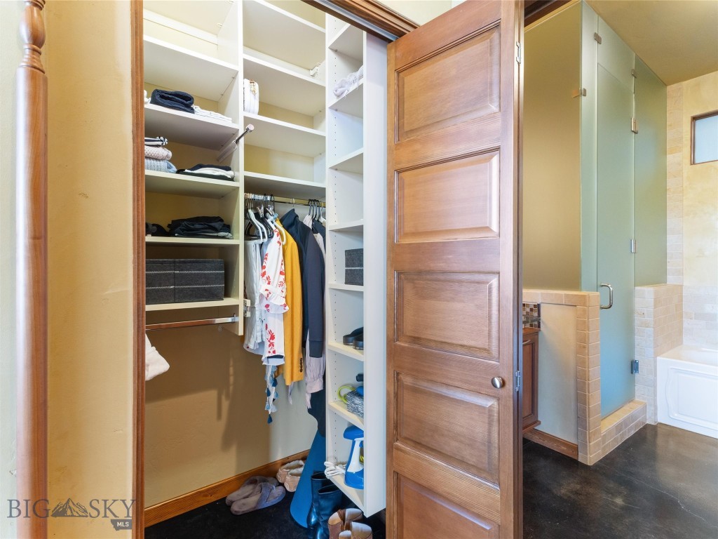 140 Village Crossing Way, Bozeman MT 59715