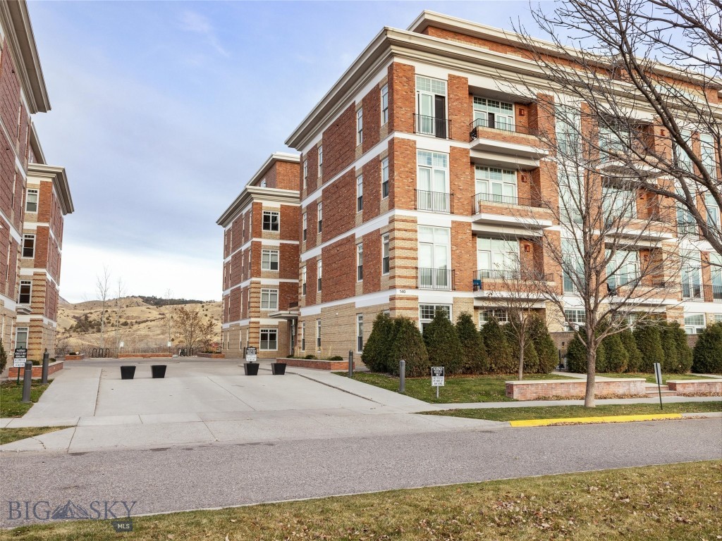 140 Village Crossing Way, Bozeman MT 59715