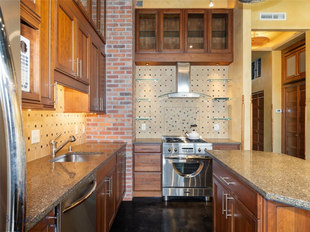 140 Village Crossing Way, Bozeman MT 59715