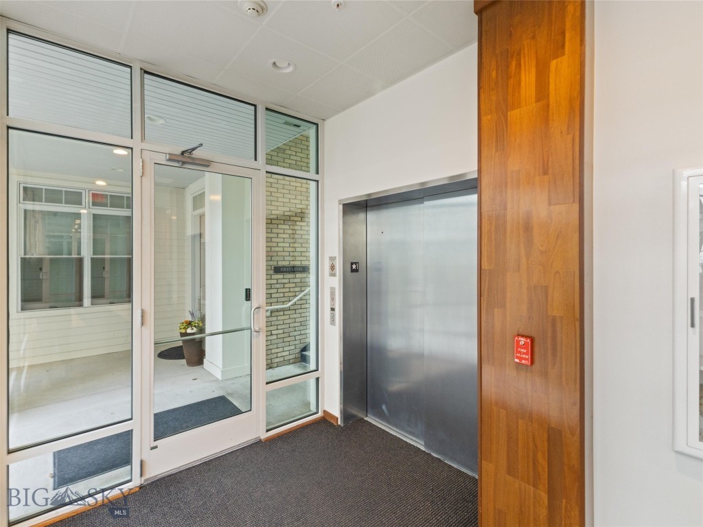 140 Village Crossing Way, Bozeman MT 59715
