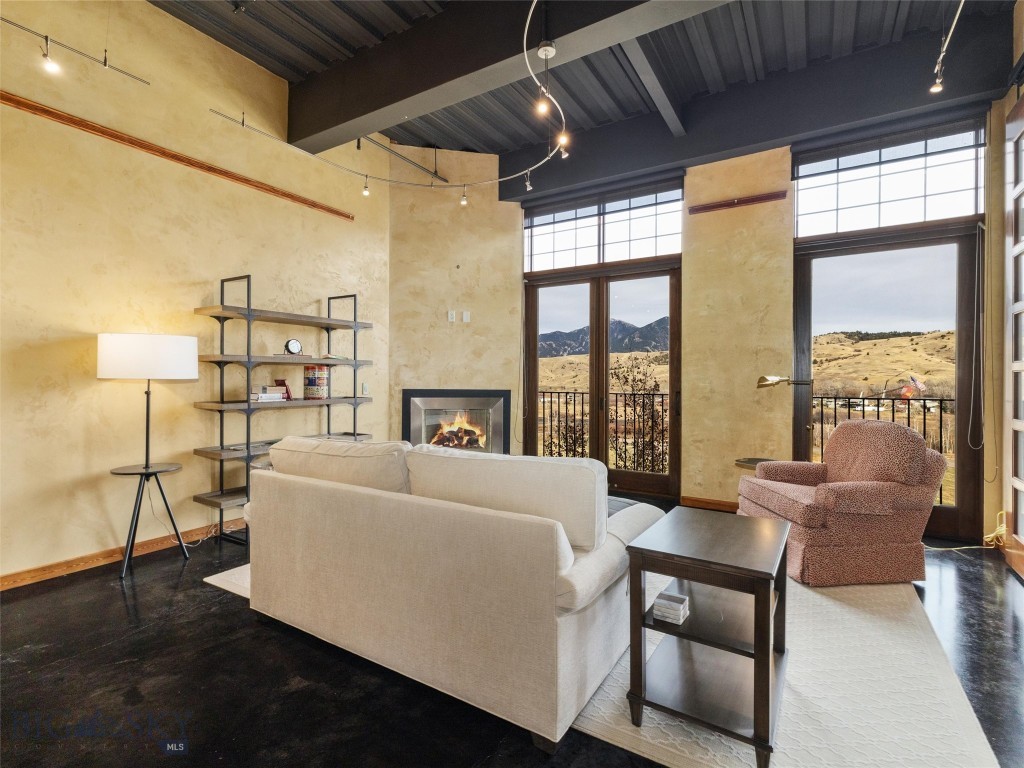 140 Village Crossing Way, Bozeman MT 59715