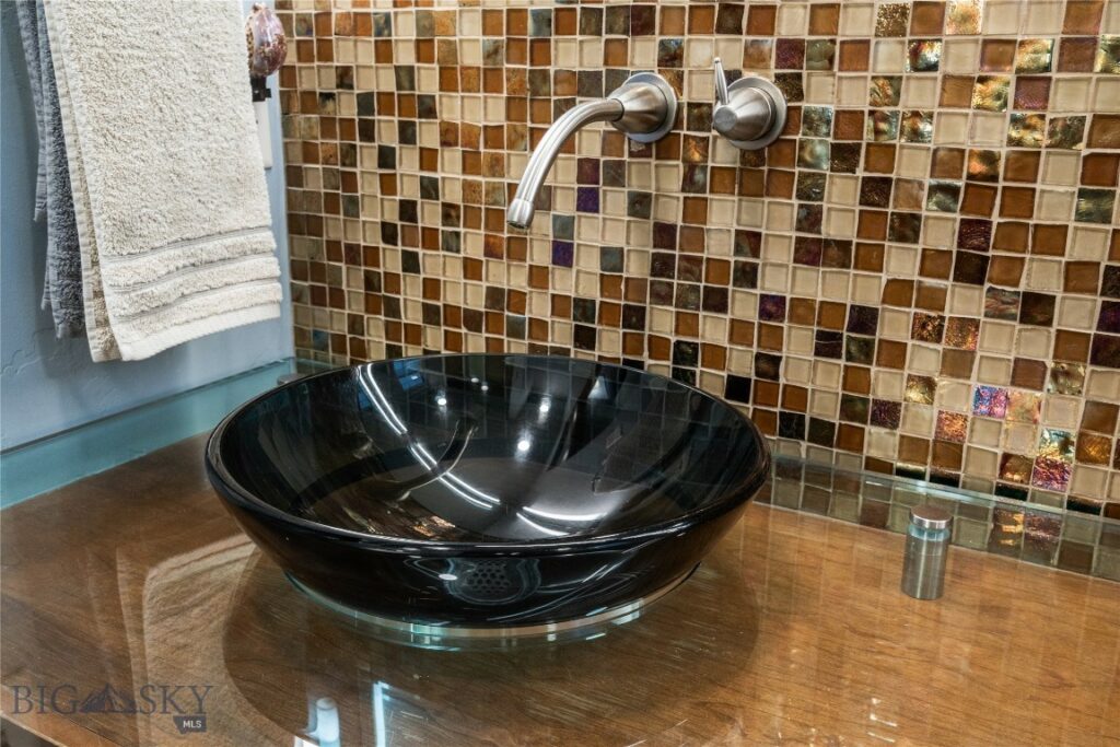 140 Village Crossing Way, Bozeman MT 59715