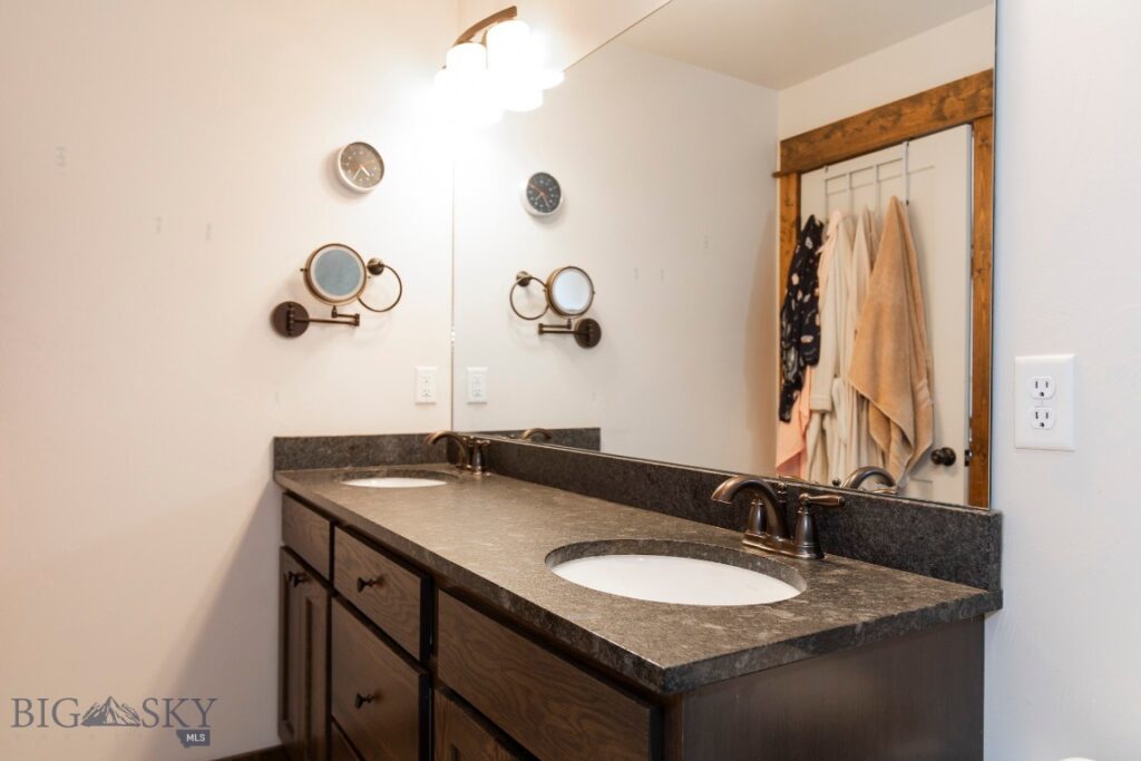 1402 Powers, Belgrade MT 59714