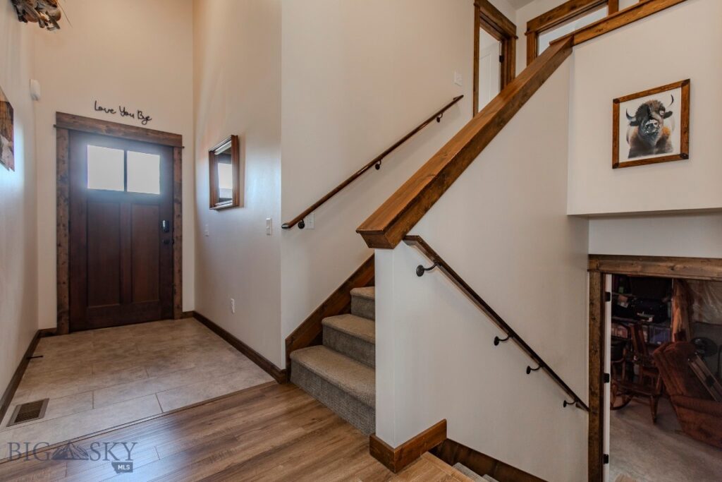 1402 Powers, Belgrade MT 59714