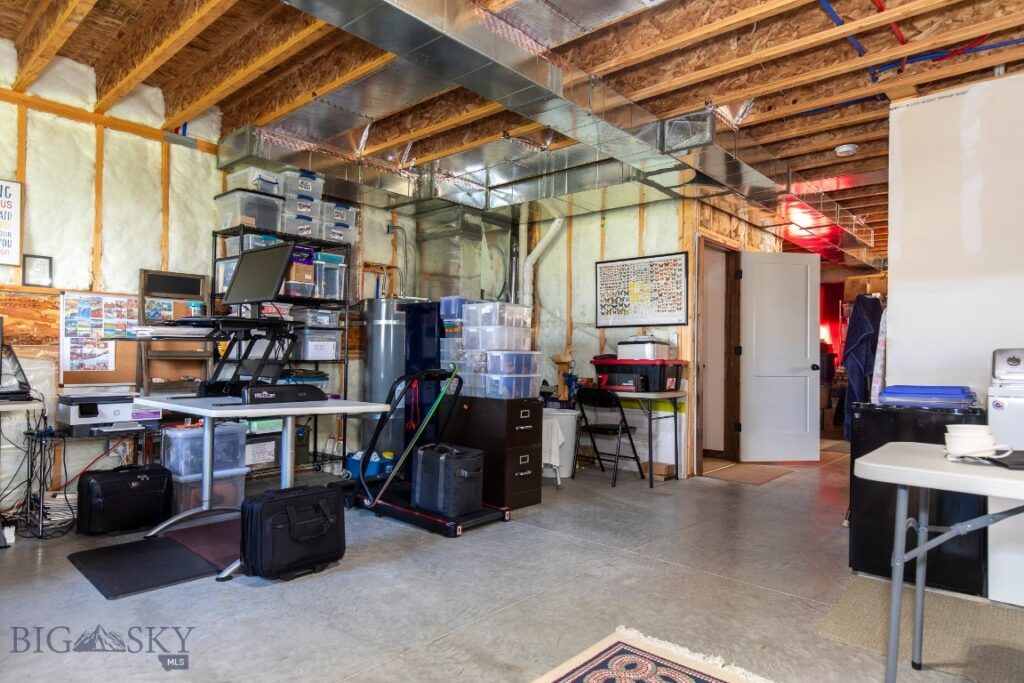 1402 Powers, Belgrade MT 59714