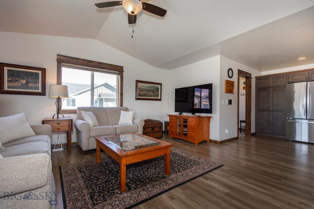 1402 Powers, Belgrade MT 59714