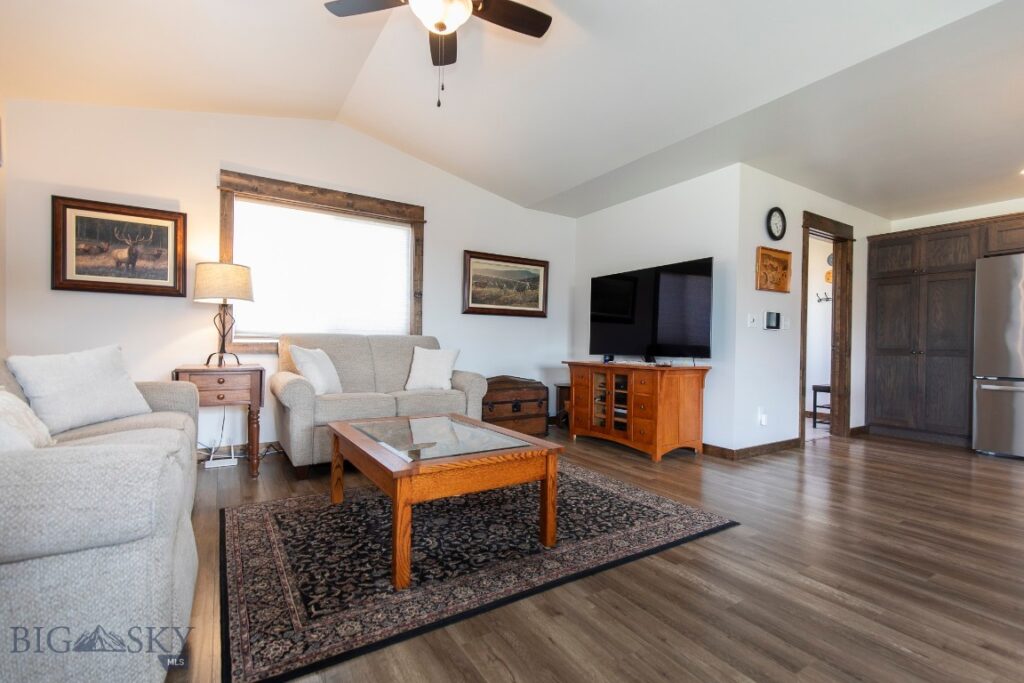 1402 Powers, Belgrade MT 59714