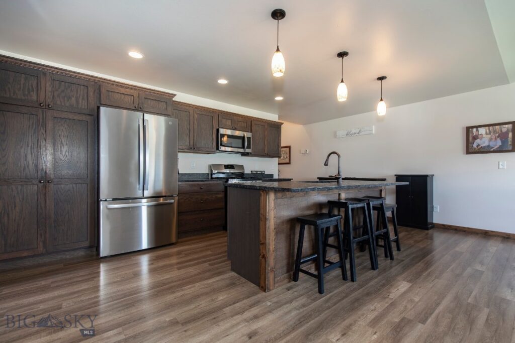 1402 Powers, Belgrade MT 59714