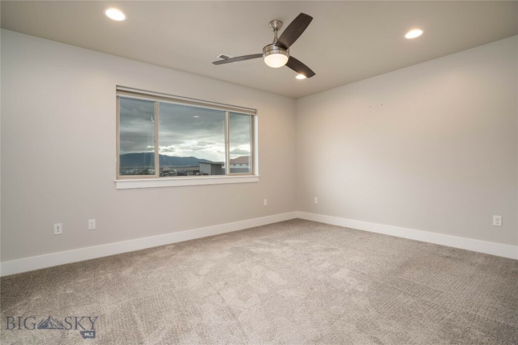 1403 Happy Lane, Belgrade MT 59714