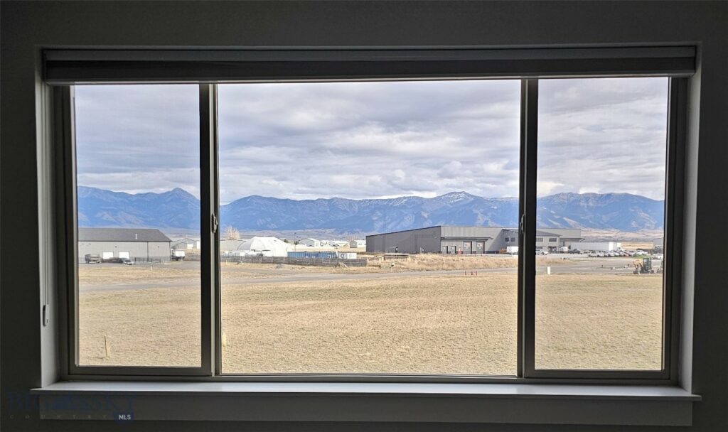 1403 Happy Lane, Belgrade MT 59714