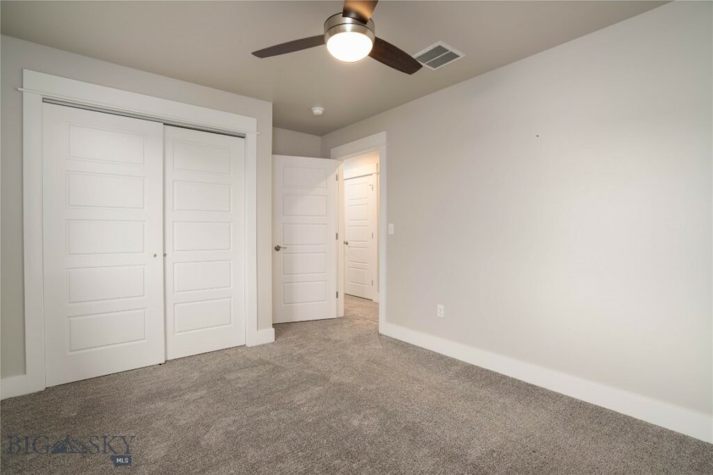 1403 Happy Lane, Belgrade MT 59714