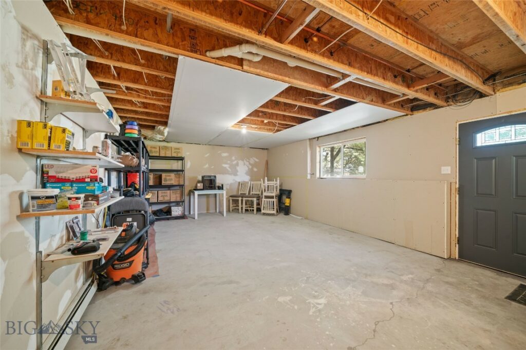 1406 Wineglass Lane, Livingston MT 59047